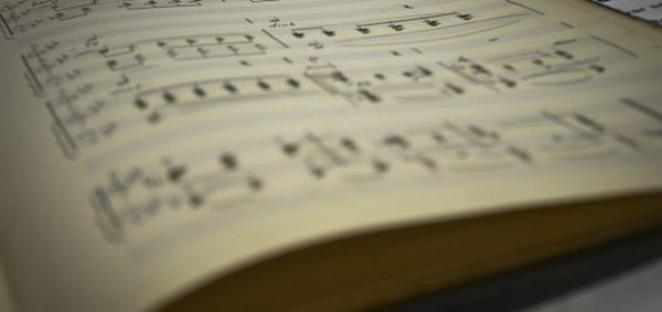 - Filosofia e Música entre dois Mundos nos séculos XVII, XVIII e XIX